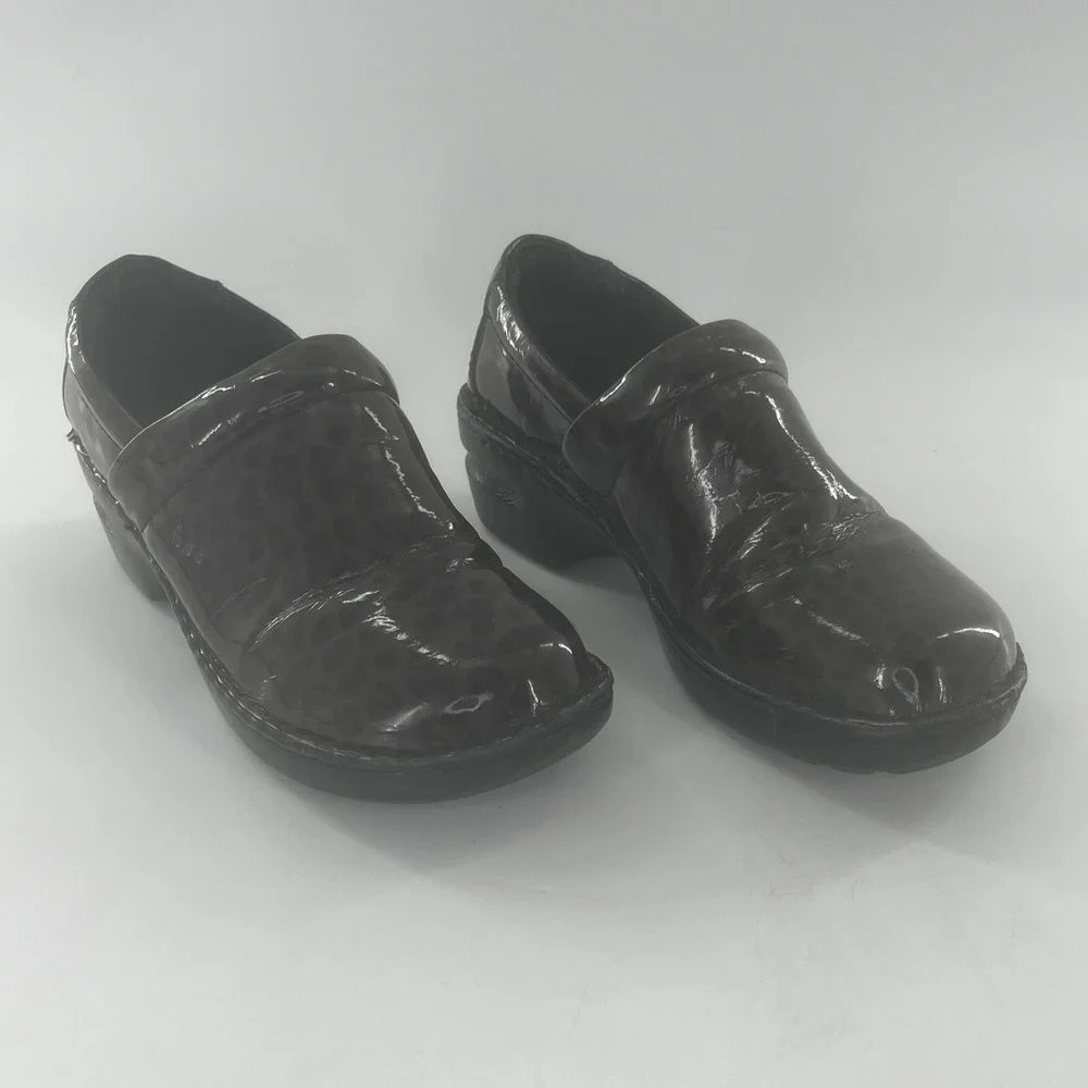 Born BOC Peggy Clogs Womens 10 Patent Leather Cheetah Leopard Chunky  Platform‎